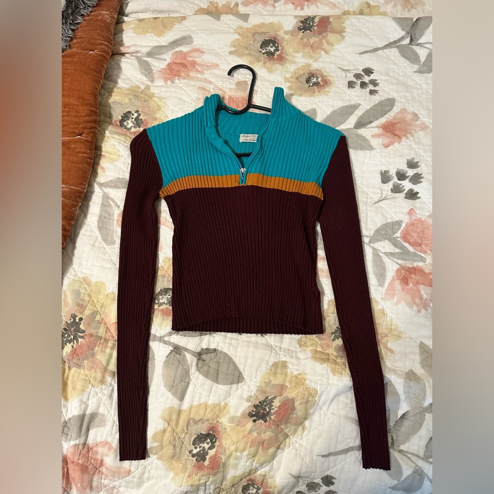 Urban Outfitters Long Sleeve Sweater